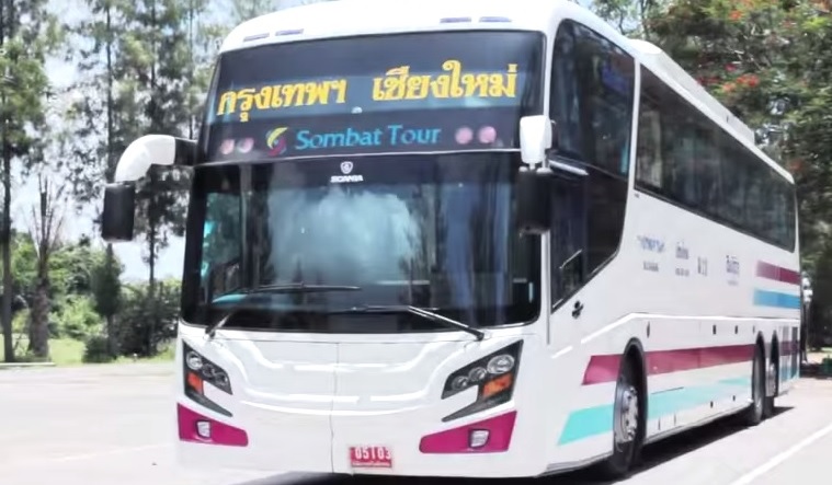 แนะนำรถทัวร์ลีมูซีน 15 เมตร คันแรกของประเทศไทย